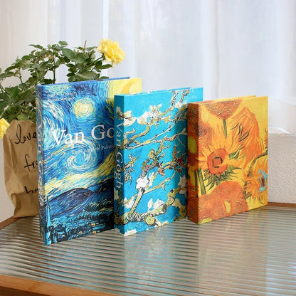 📚 Luxury Decorative Books