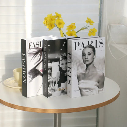 📚 Luxury Decorative Books