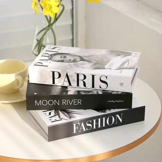 📚 Luxury Decorative Books