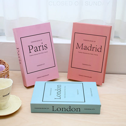 📚 Luxury Decorative Books